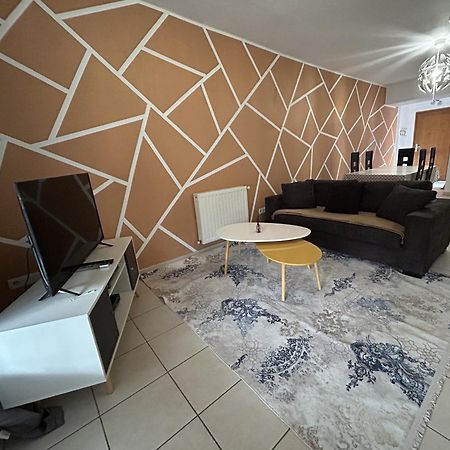 Charmant Appartement 2 Ch Nyons-Centre Ville Bagian luar foto